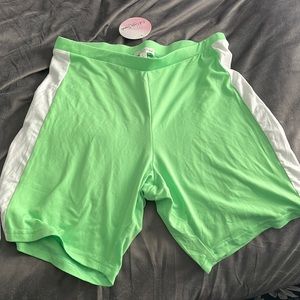 Like green crop top biker shirt set